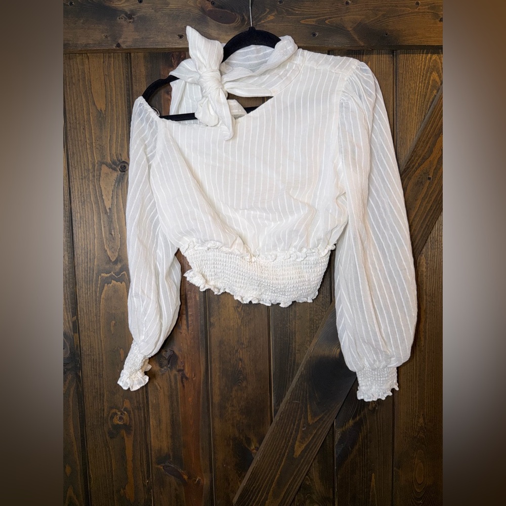 Elliatt Tie Neck Bow One Shoulder Blouse